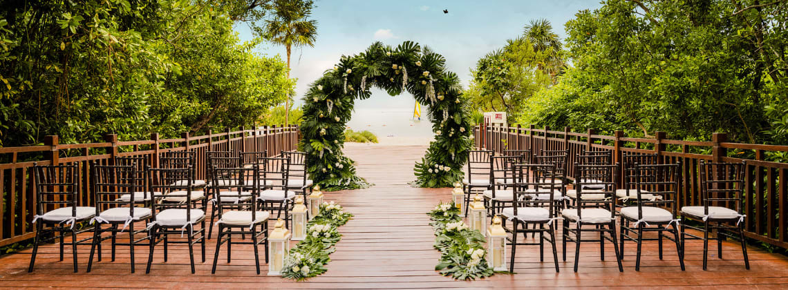 Navigating the dos and don’ts for your dream destination wedding
